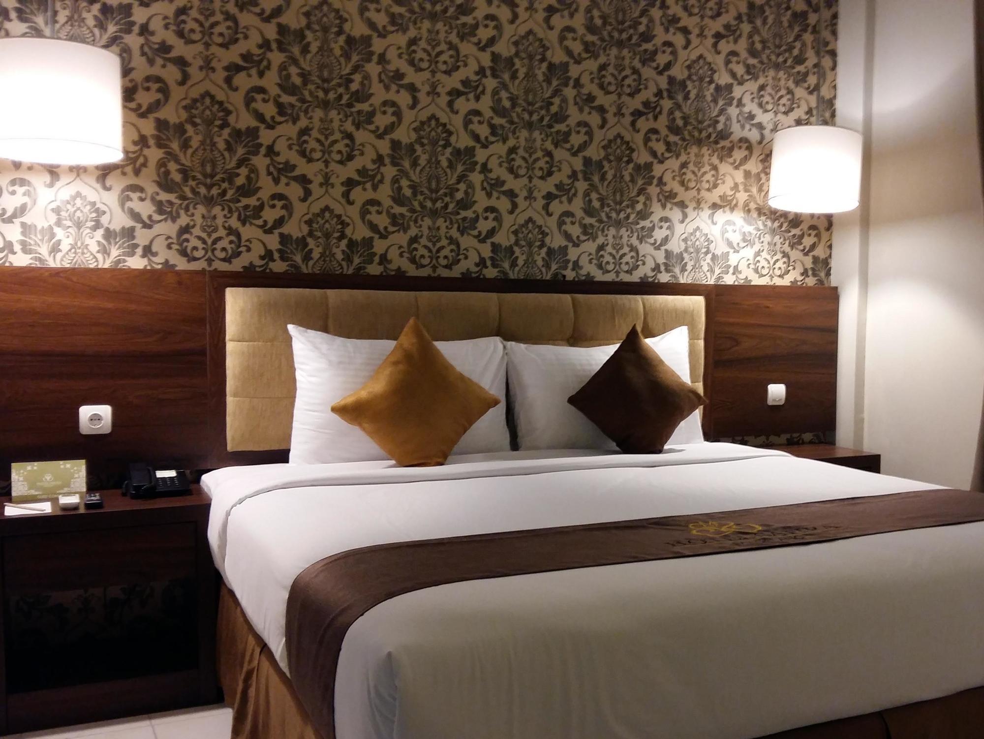Hotel Safira Магеланг Екстериор снимка