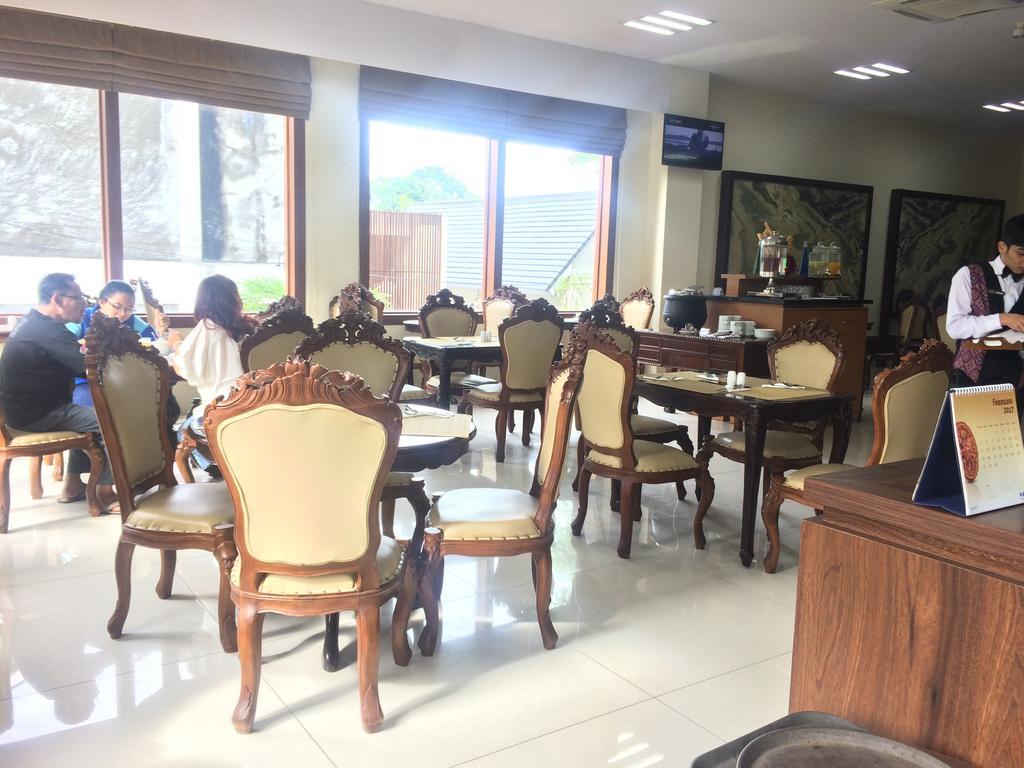 Hotel Safira Магеланг Екстериор снимка