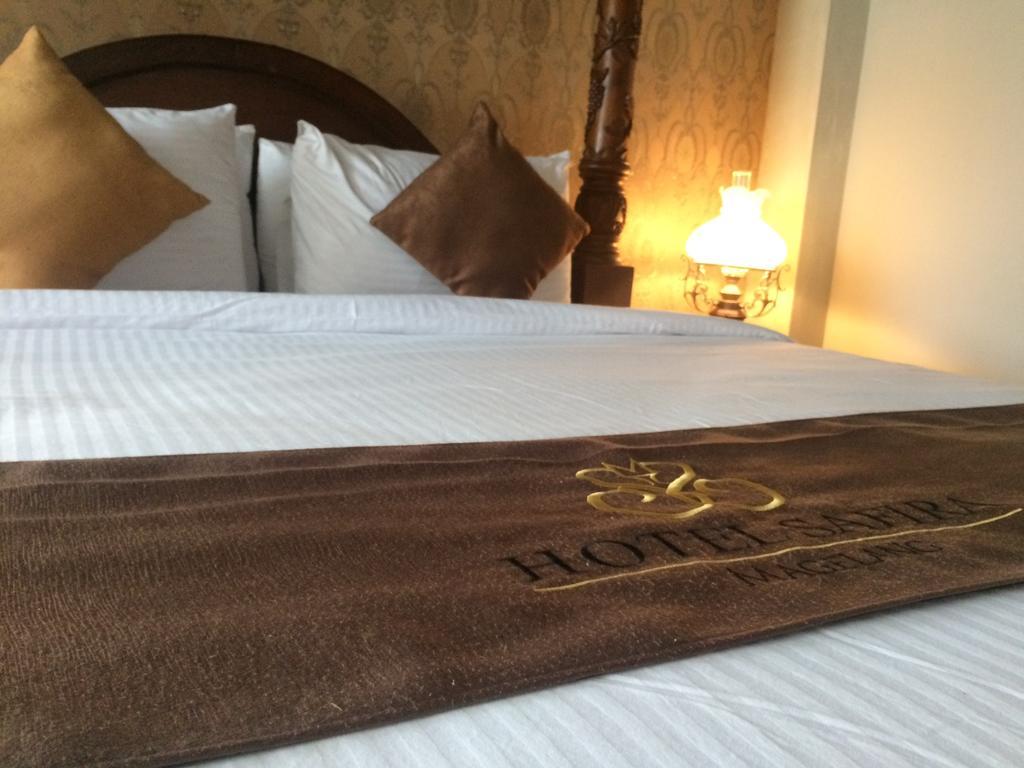 Hotel Safira Магеланг Екстериор снимка